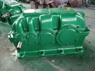 礦山機(jī)械專(zhuān)用減速機(jī)